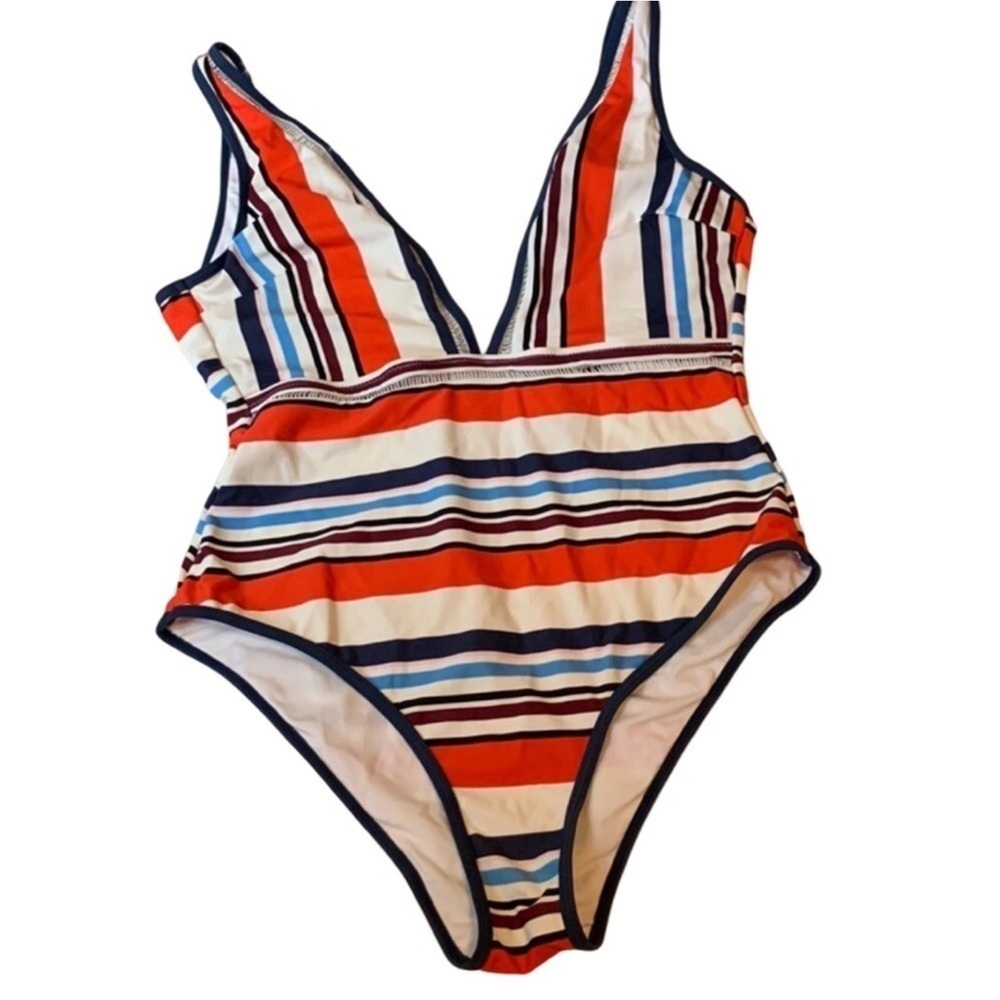 Cupshe striped one piece swimsuit with ladder lace / crochet detail Size Medium